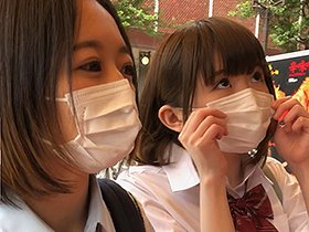 噂の歌舞伎町Wアナル少女2人組 オジサン4人と4穴生中出しSEX(6P乱交) サンプル動画サムネイル